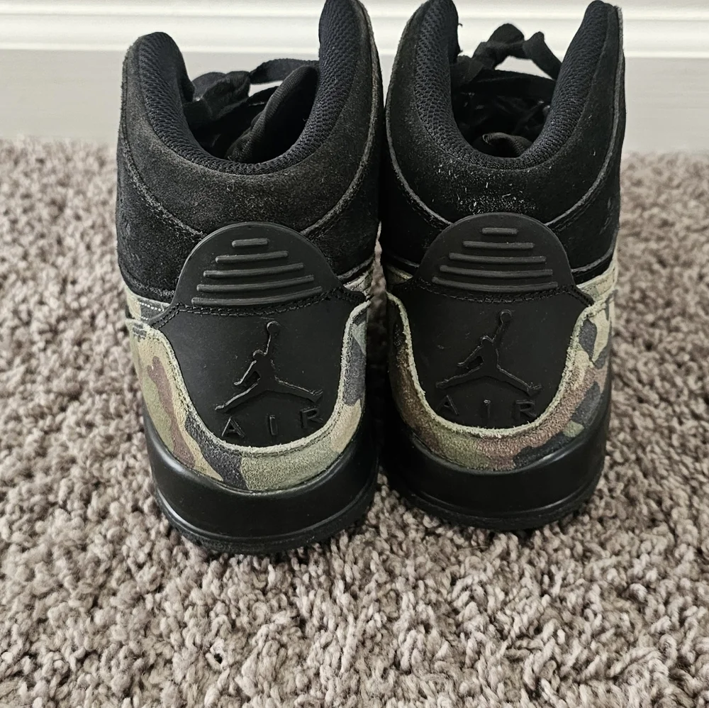Air Jordan Legacy 312 Flight Club Black And Camouflage Size 6Y {UMbox}